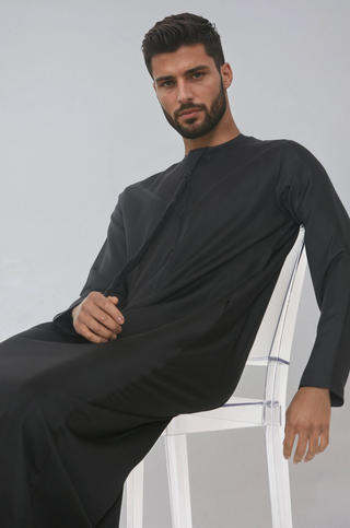 Black Emirati Thobe